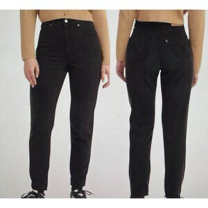 Levi’s Black High-Waisted Tapered Leg Mom Jeans Size 29x30